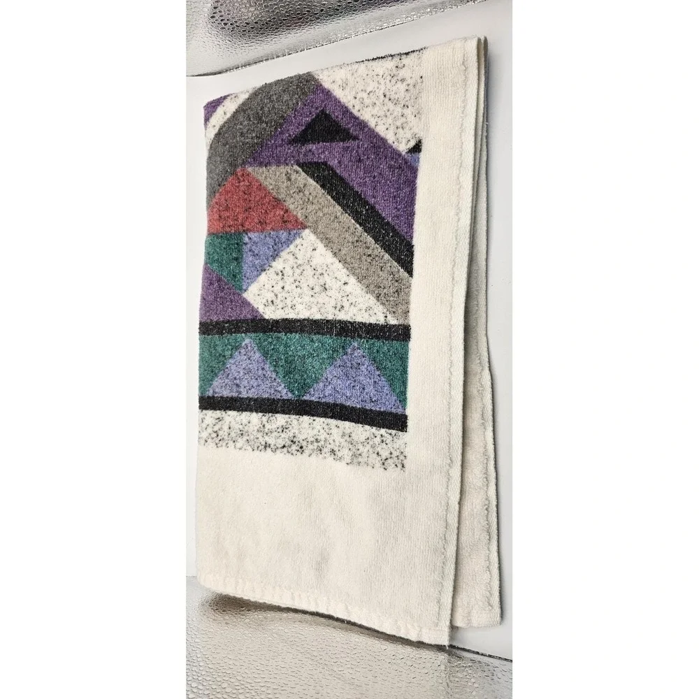 Vintage Springs Bath Fashion Hand Towel Green Purple Geometric 16x29